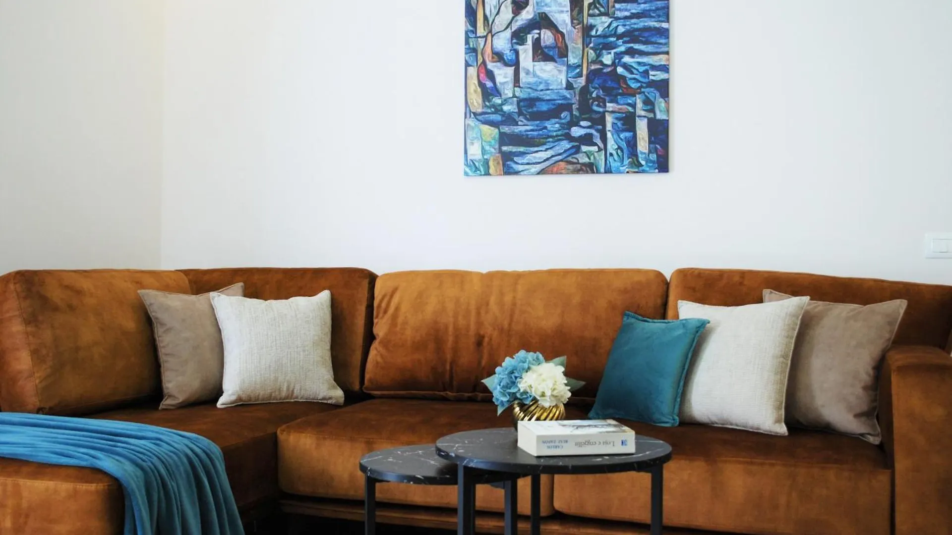 טיראנה Lindi'S Apartment 8/4