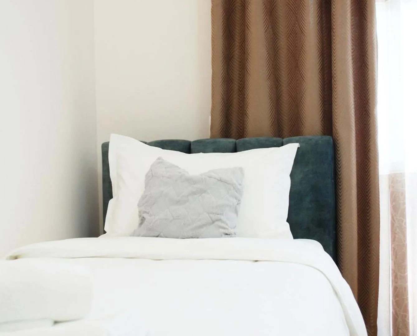 טיראנה Lindi'S Apartment 8/4