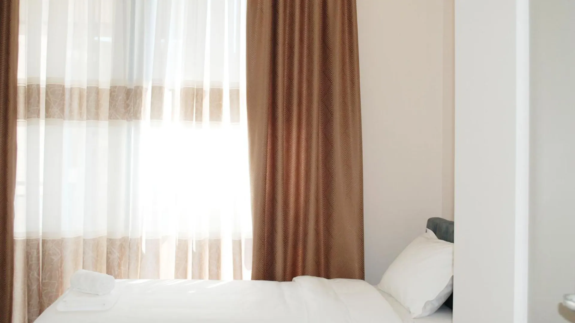 טיראנה Lindi'S Apartment 8/4
